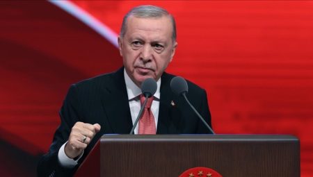 Cumhurbaşkanı Erdoğan Azerbaycan’ın Ulusal Kurtuluş Günü’nü kutladı