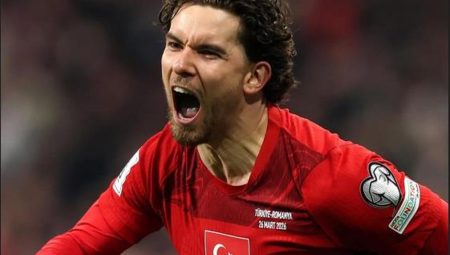 Ferdi Kadıoğlu kimdir, Ferdi Kadıoğlu kaç yaşında, aslen nereli, evli mi, bekar mı, çocuğu var mı, Ferdi Kadıoğlu hangi kadroda oynuyor?