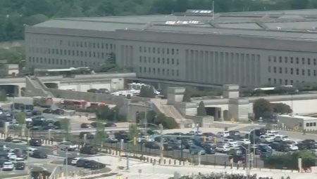 Pentagon’da kimyasal sızıntı nedeniyle acil tahliye başladı