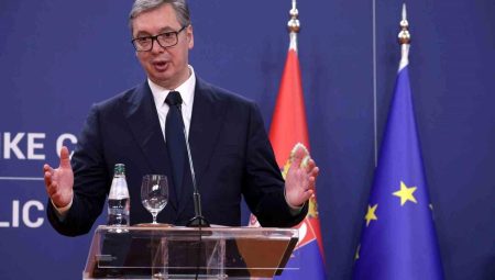 Sırbistan Cumhurbaşkanı Vucic’den istifa kararı