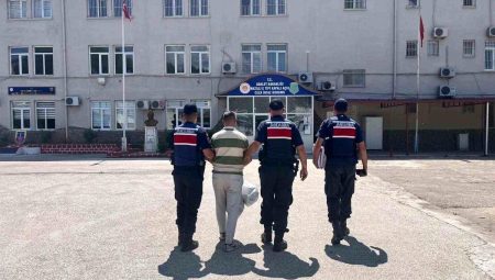 Söke ve Karacasu’da aranan şahıslar yakalandı