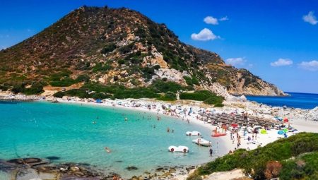 Tanınan tatil cennetinde plaj keyfine “yaş” sonu: Şemsiye yasaklandı